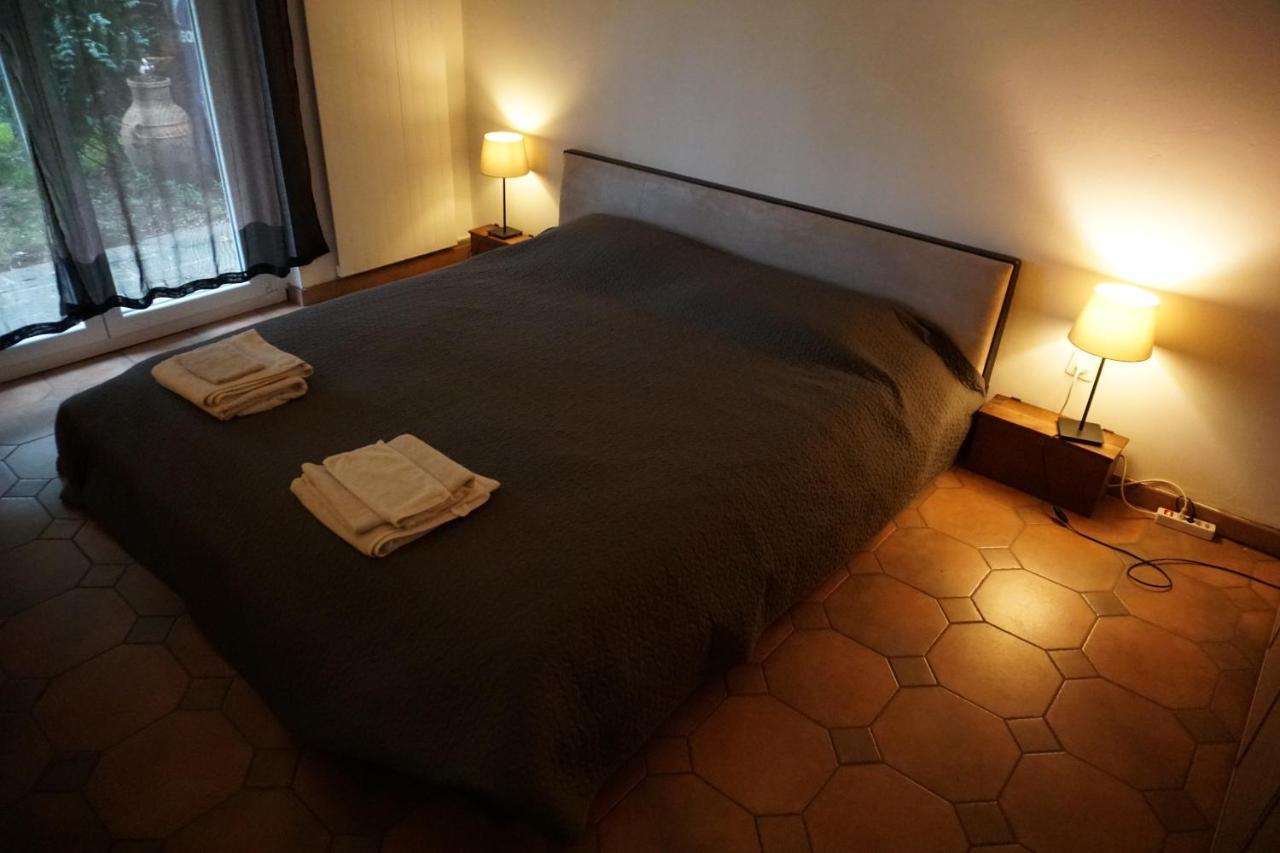 Golden Hill - Big Rooms With Kitchen And Garden Collina d'Oro Kültér fotó
